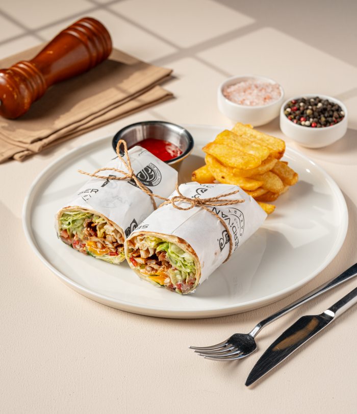 Tavuk Hot Wrap